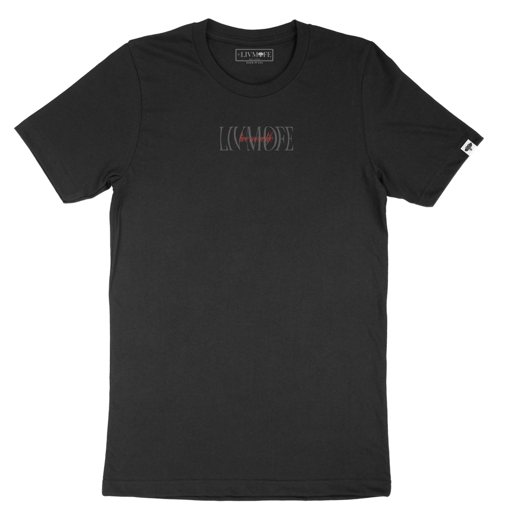 LIVMOFE™ UM CLUB TEE(BLACK/RED)